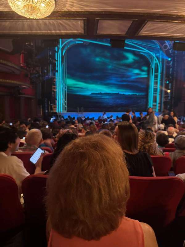 Broadway Theatre - 53rd Street, section: Orchestra L, row: T, seat: 24