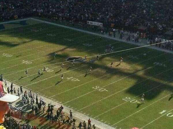 Northwest Stadium, section: 449, row: 4, seat: 5