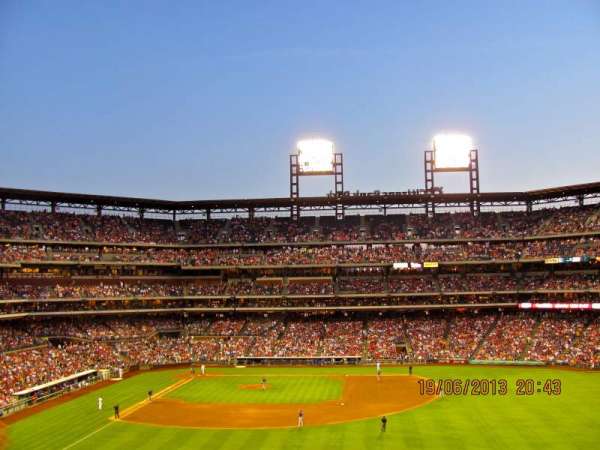 Citizens Bank Park, section: 203, row: 6, seat: 7