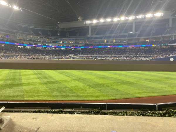 LoanDepot Park, section: 36, row: A, seat: 7