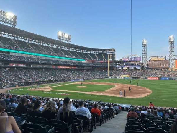 Rate Field, section: 121, row: 30, seat: 10
