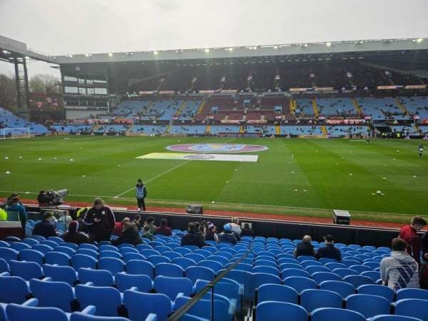 Villa Park, section: M1, row: O, seat: 92
