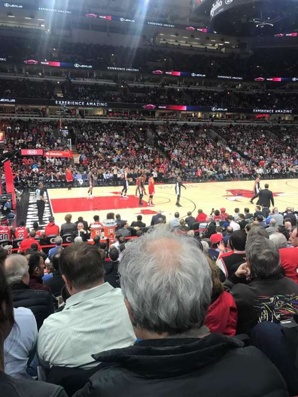 United Center, section: 102, row: 9, seat: 7