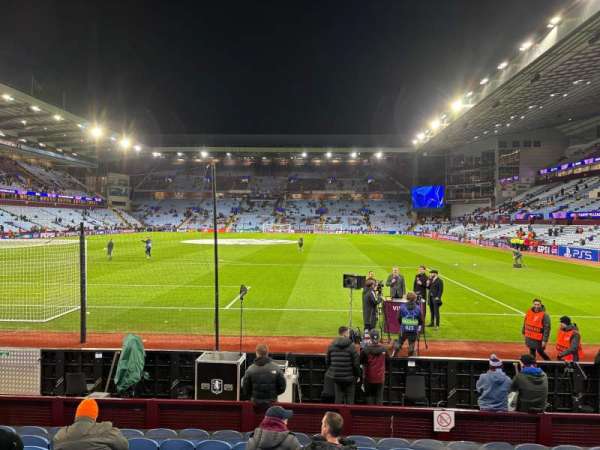 Villa Park, section: R5, row: M, seat: 115