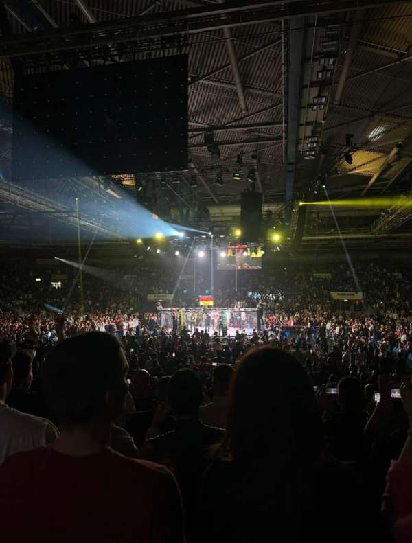 Hanns-Martin-Schleyer-Halle, section: 44, row: 1, seat: 1