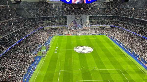 Santiago Bernabéu Stadium, section: 623, row: 11, seat: 13