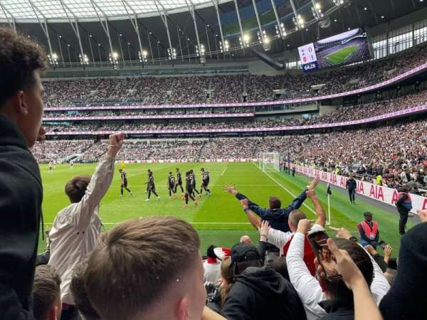 Tottenham Hotspur Stadium, section: 117, row: 7, seat: 539