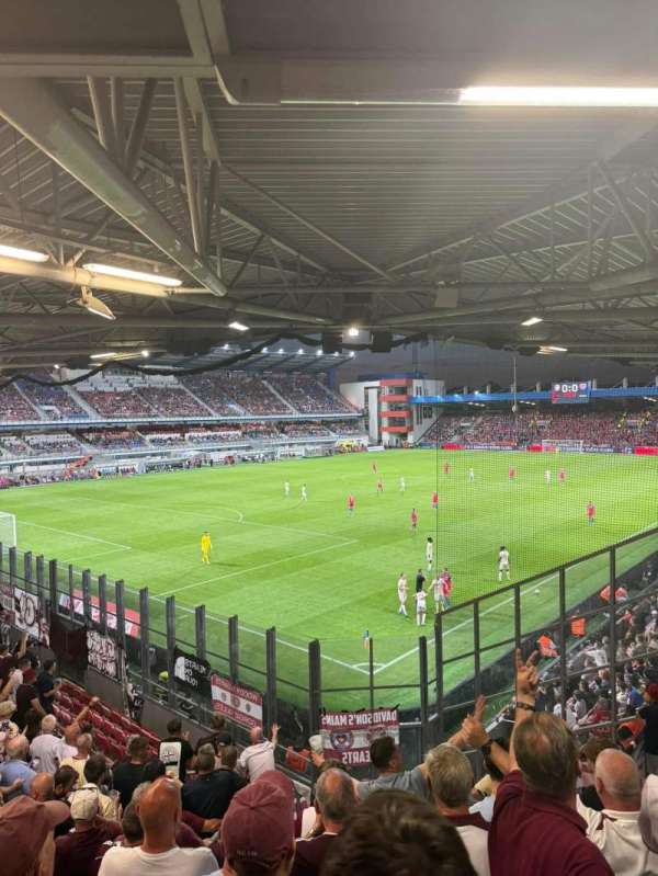 Doosan Arena, section: U12