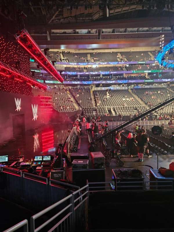 Climate pledge arena, section: 03, row: F, seat: 1