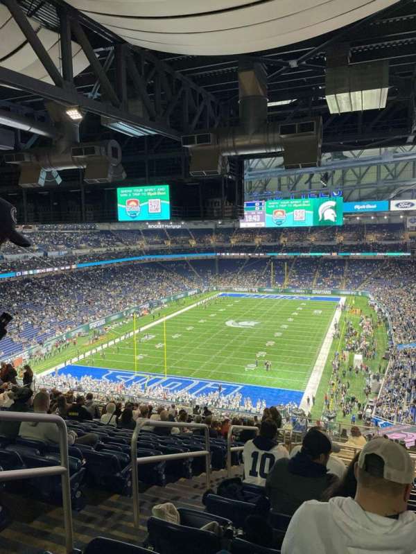 Ford Field, section: 347, row: 17, seat: 3