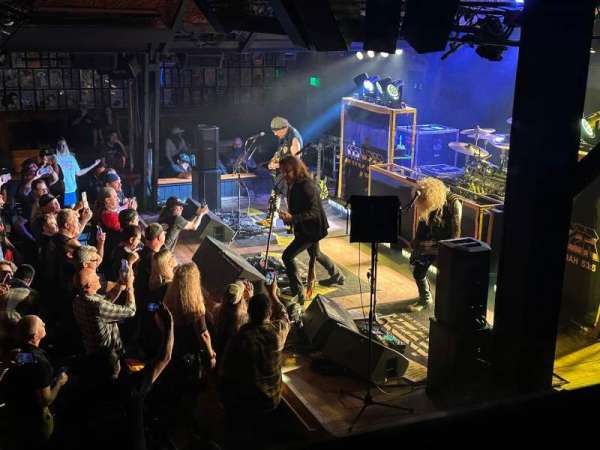 Belly Up, section: Loft, row: 1, seat: 7