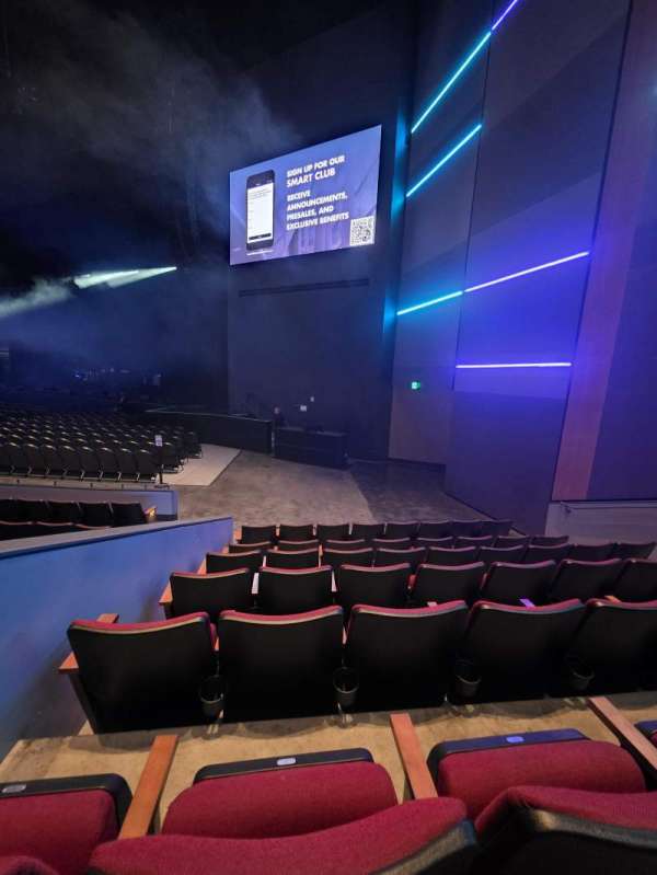 Smart Financial Centre, section: 105, row: S, seat: 2