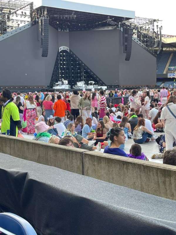Murrayfield Stadium, section: W15, row: D, seat: 16