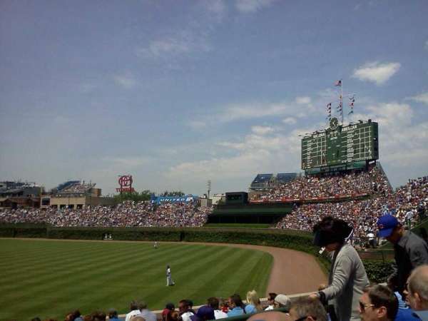 Wrigley Field, section: 232, row: 3, seat: 17