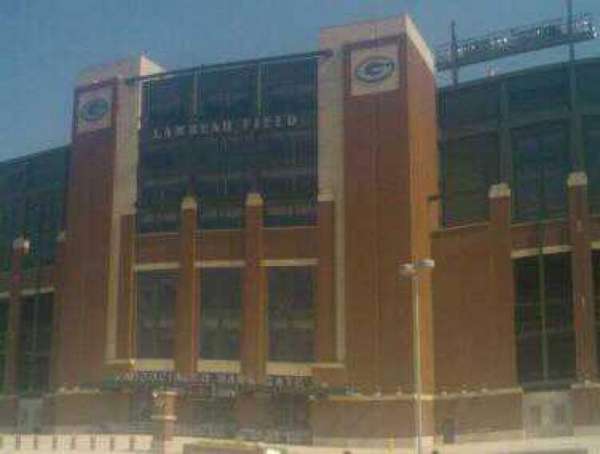 Lambeau Field, section: Associated Bank Gate