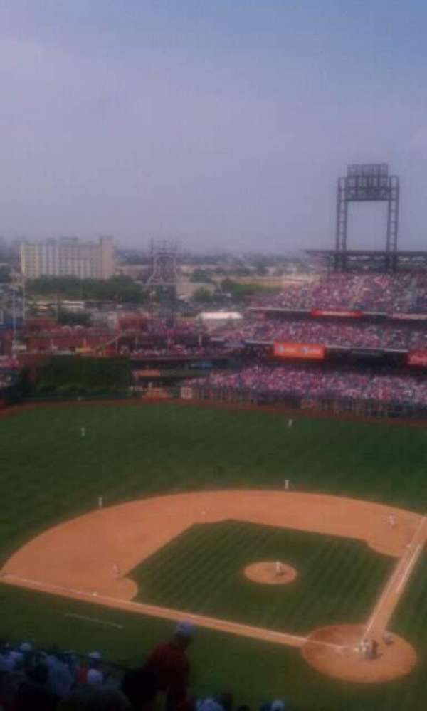 Citizens Bank Park, section: 423, row: 13, seat: 19