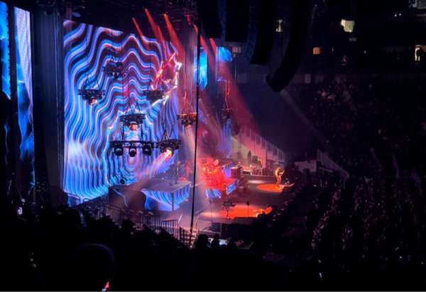 UBS Arena, section: 117, row: 25, seat: 4