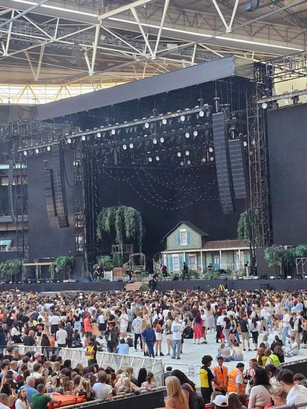 Wembley Stadium, section: 101, row: 17, seat: 39