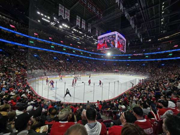 Centre Bell, section: 105, row: E, seat: 4