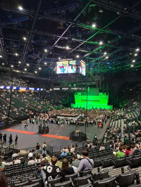 Accor Arena, section: Gradin B, row: 4, seat: 19