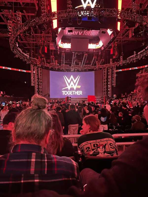Fiserv Forum, section: 122, row: 5, seat: 22