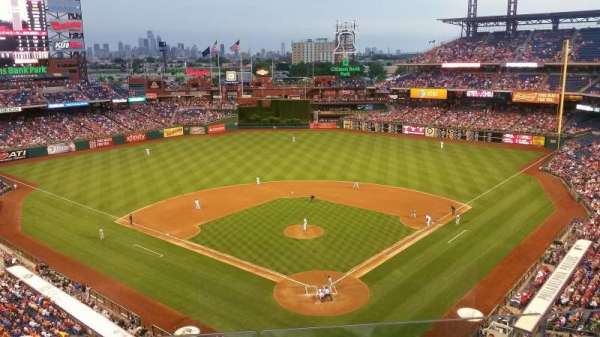 Citizens Bank Park, section: 321, row: 3, seat: 12