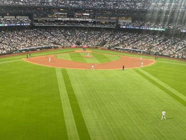 T-Mobile Park, section: 193, row: 17, seat: 1