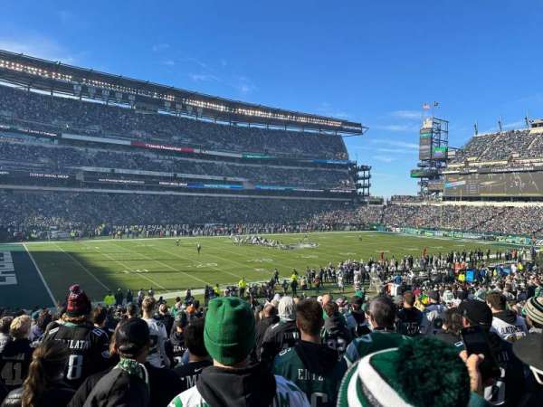 Lincoln Financial Field, section: 116, row: 27, seat: 11