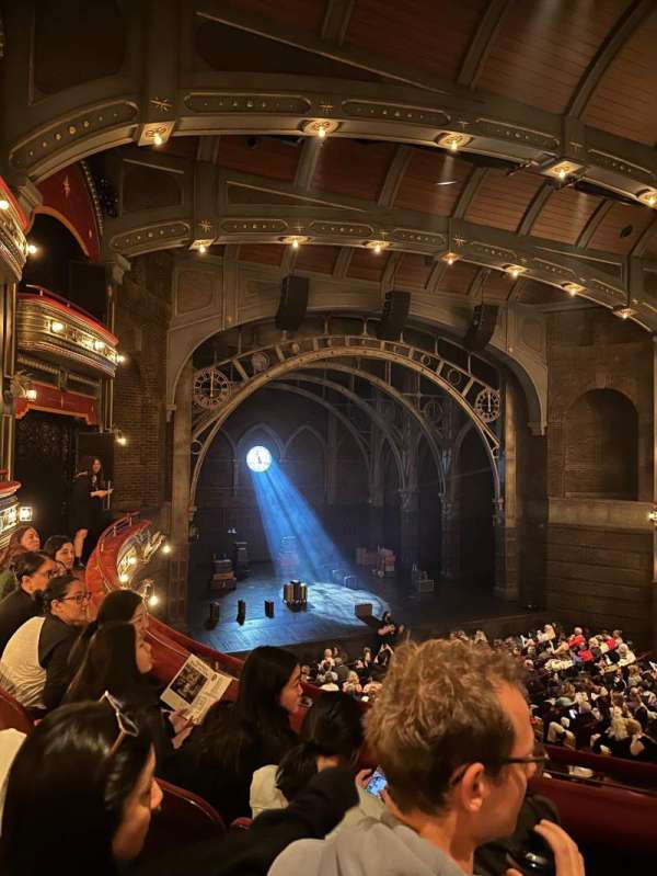 Lyric Theatre, section: Dress Circle L, row: C, seat: 11