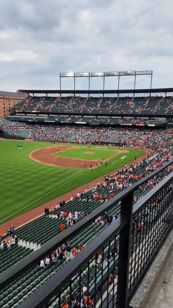 Oriole Park at Camden Yards, section: 370, row: 1, seat: 7