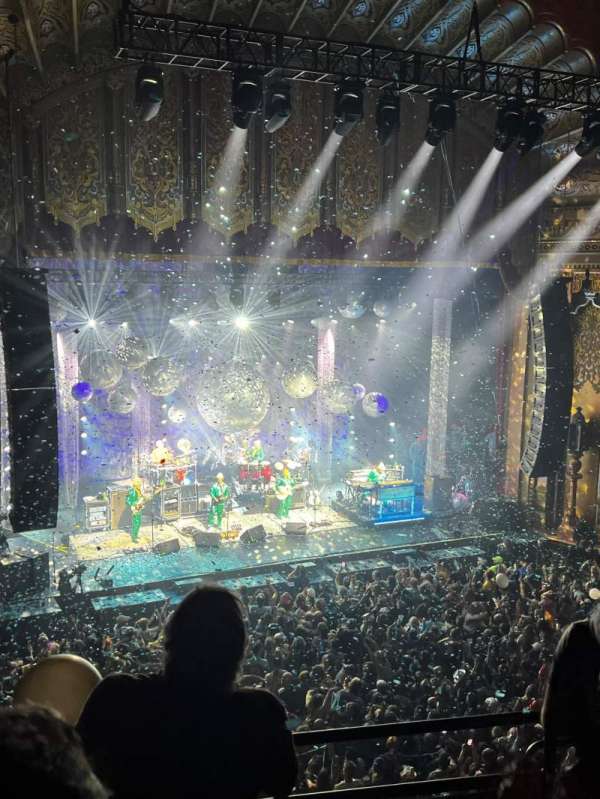Fox Theatre Oakland, section: LOGE L, row: C, seat: 1