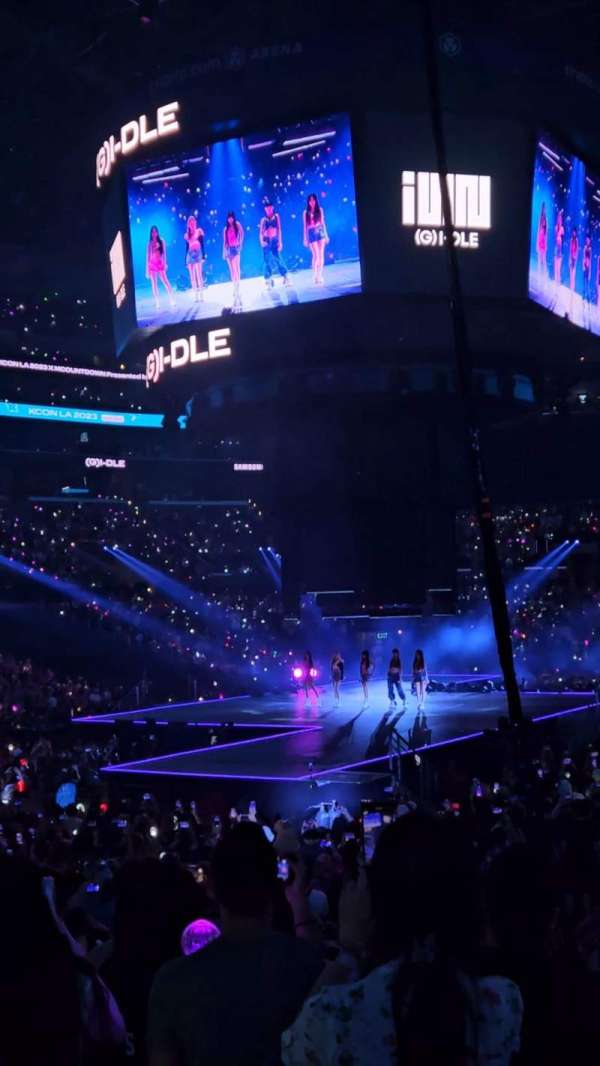 Crypto.com Arena, section: 105, row: 14, seat: 6