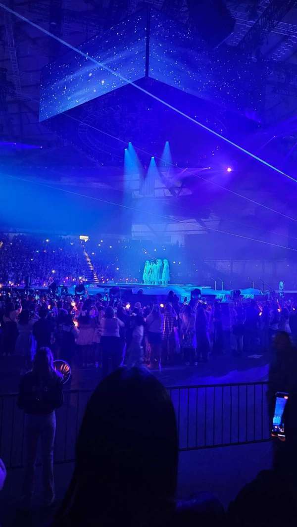 Tacoma Dome, section: 119, row: B, seat: 9