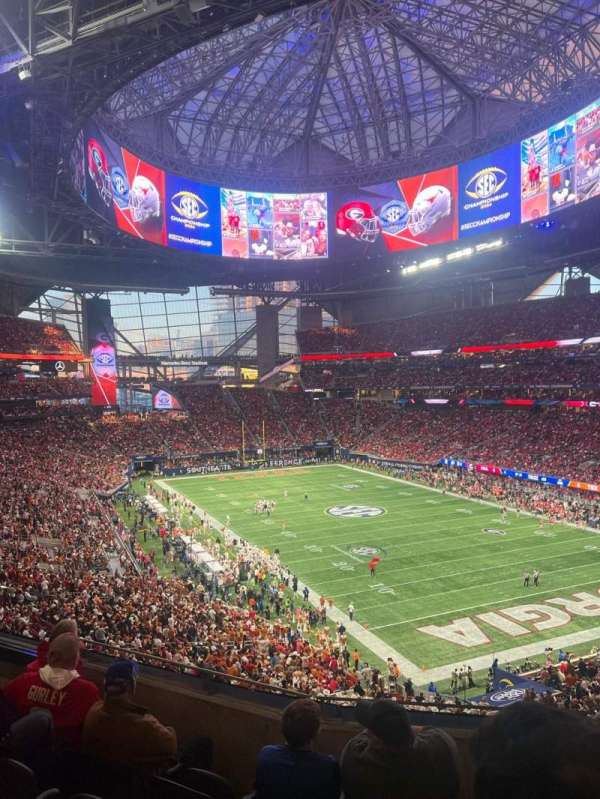 Mercedes-Benz Stadium, section: 228, row: 5, seat: 13