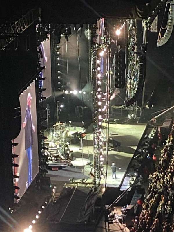 Photo by Gmhowell at M&T Bank Stadium