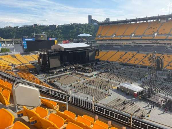 Acrisure Stadium, section: 515, row: E, seat: 19