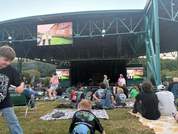Veterans United Home Loans Amphitheater, section: Lawn