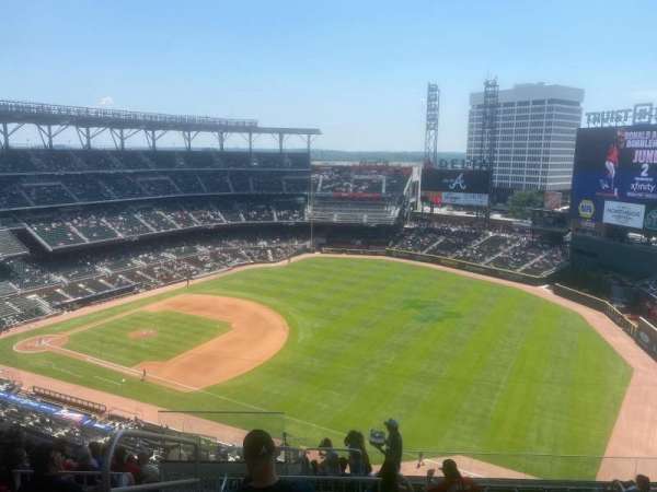 Truist Park, section: 413, row: 12, seat: 25