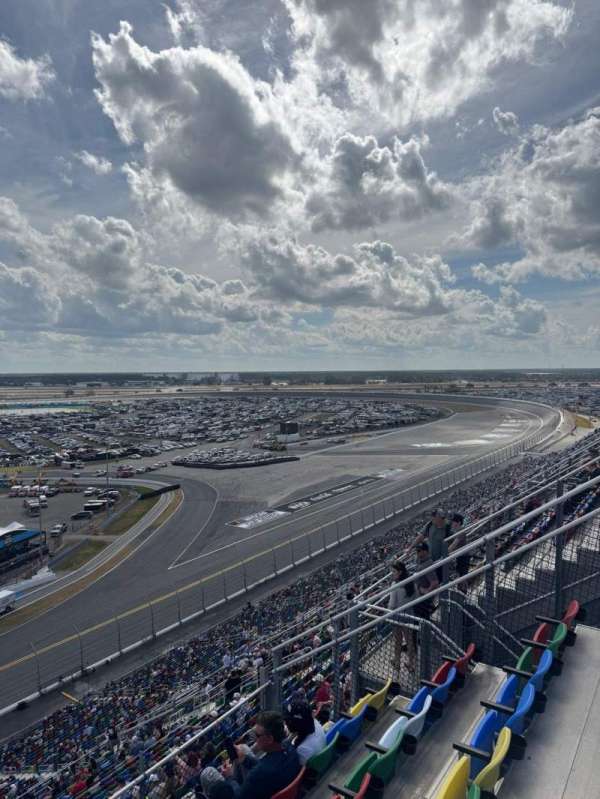 Daytona International Speedway, section: 476, row: 28, seat: 16
