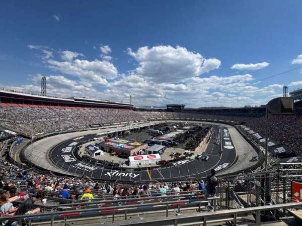 Bristol Motor Speedway, section: Kulwicki H, row: 38, seat: 7