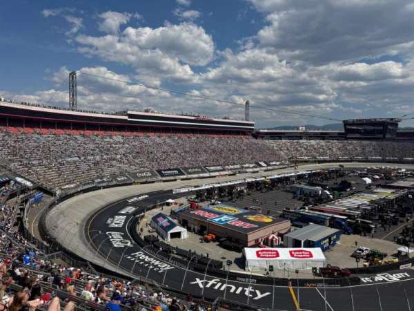 Bristol Motor Speedway, section: Kulwicki H, row: 38, seat: 7