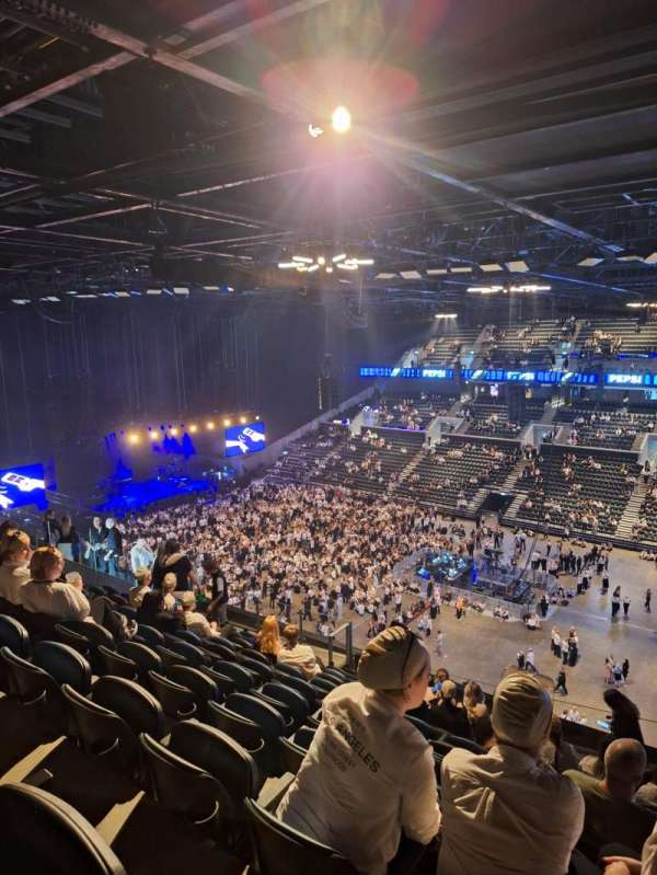 Royal Arena, section: 113, row: 13, seat: 376