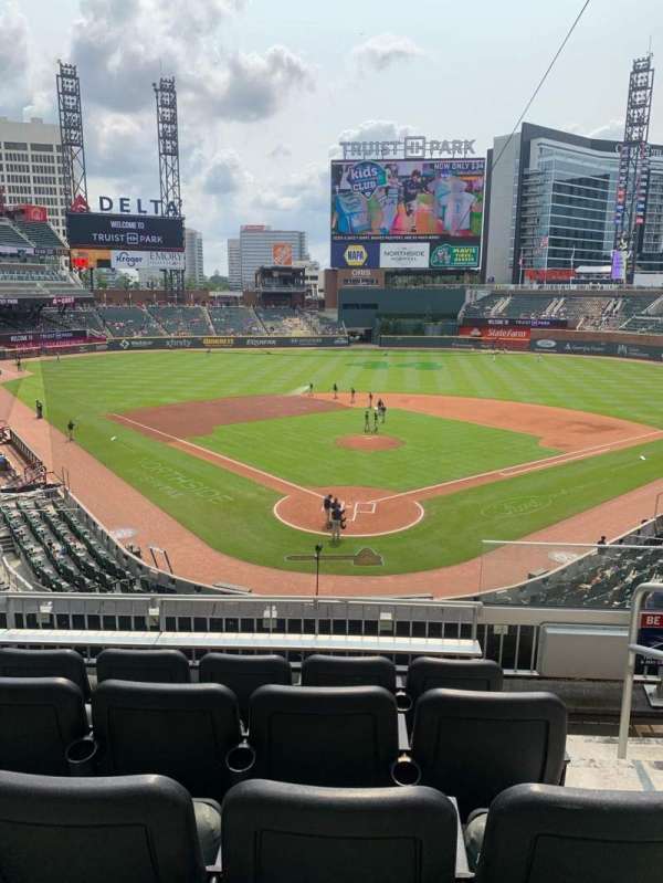 Truist Park, section: 226, row: 5, seat: 5