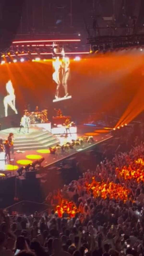 Accor Arena, section: Gradin O, row: 02, seat: 16