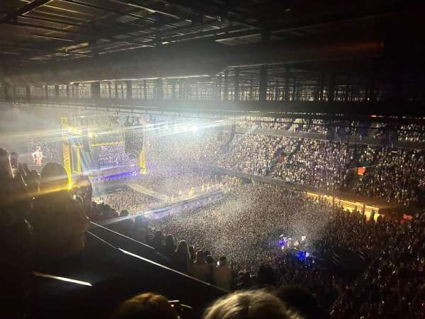 Ziggo Dome, section: 210, row: 12, seat: 324