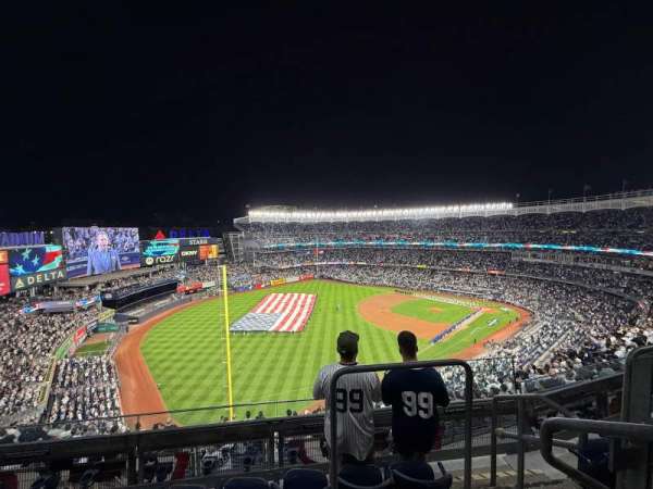 Yankee Stadium, section: 432B, row: 4, seat: 1