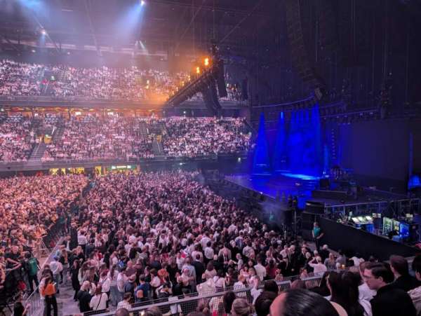 Ziggo Dome, section: 102, row: 6, seat: 50