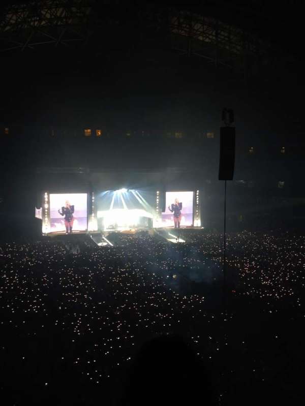 Rogers Centre, section: 527R, row: 2, seat: 8