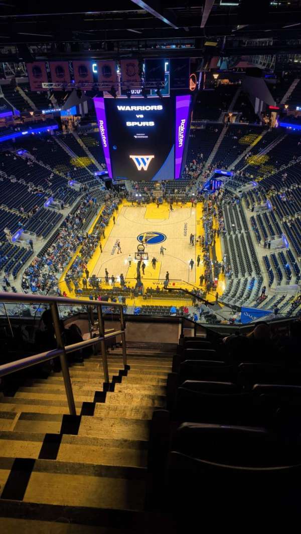 Chase Center, section: 212, row: 18, seat: 21