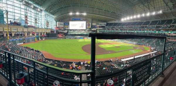 Daikin Park, section: 210, row: 1, seat: 14